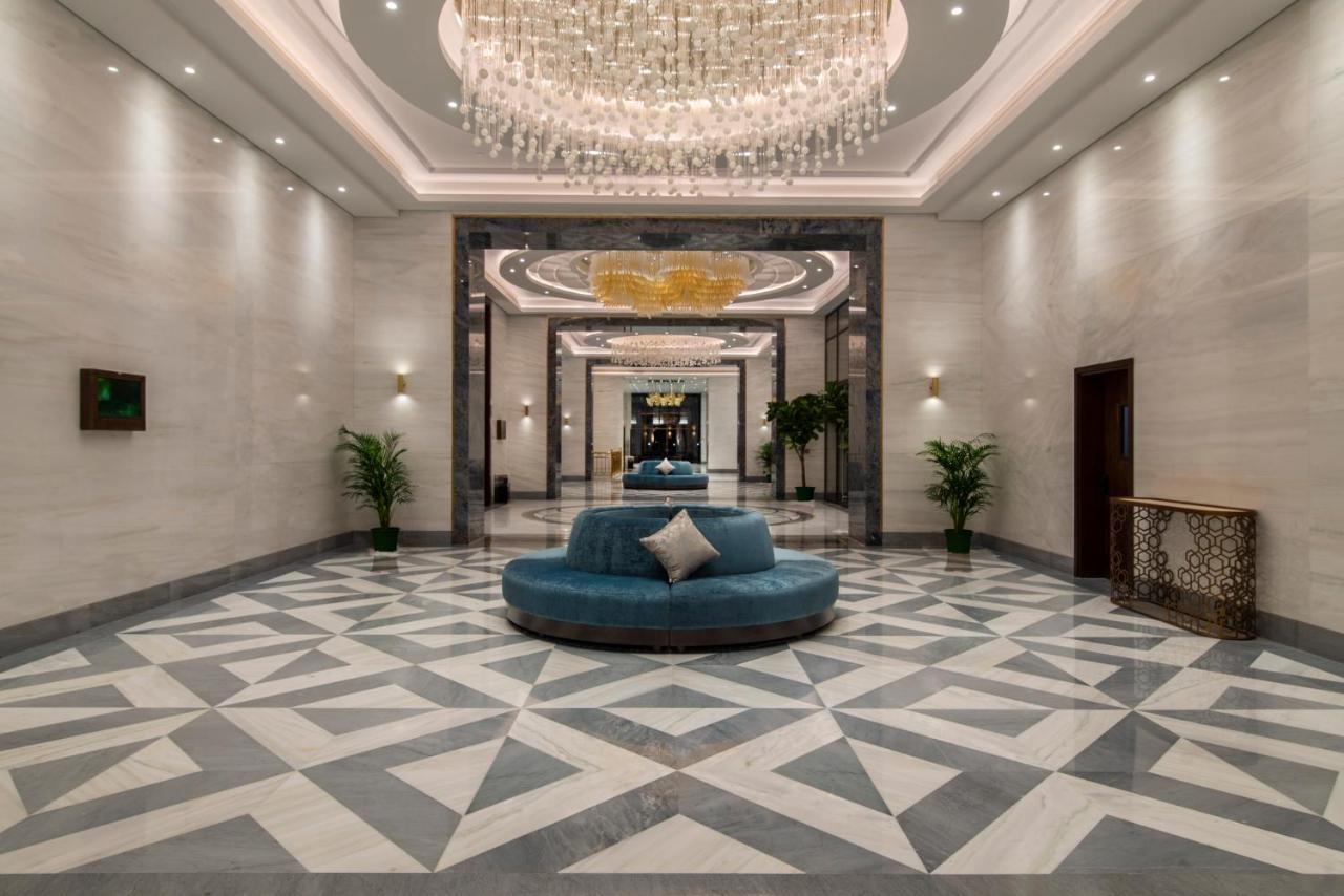Movenpick Hotel And Residences 리야드 외부 사진 Lobby