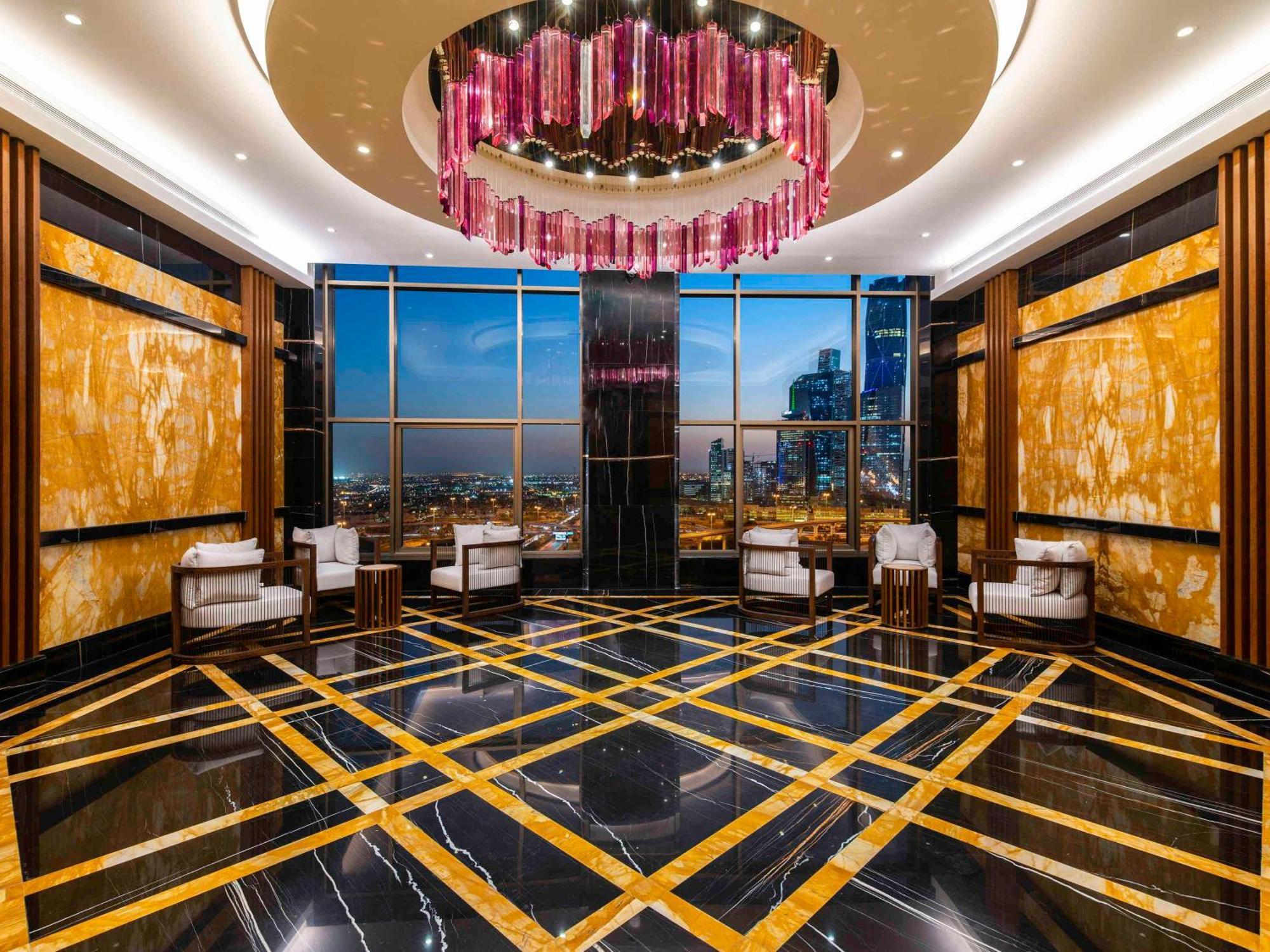 Movenpick Hotel And Residences 리야드 외부 사진 The lobby of the Ritz-Carlton, Dubai